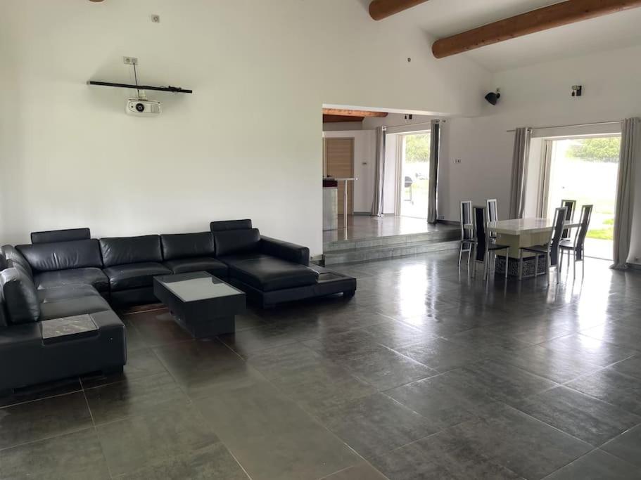 Villa Rians Rians  Extérieur photo