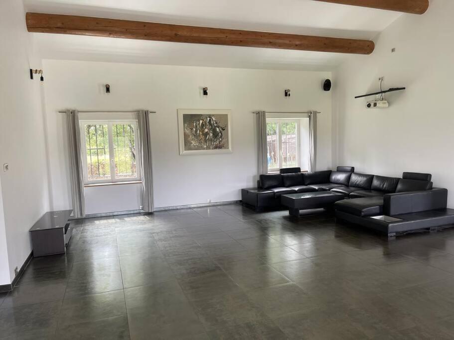 Villa Rians Rians  Extérieur photo